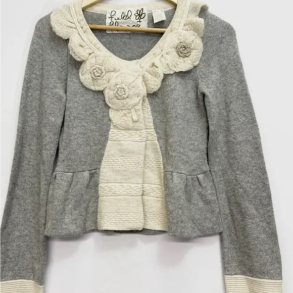 Flower & Field Sweater Wool Creme Appliqué Anthropologie Small Beige Floral - Picture 2 of 4